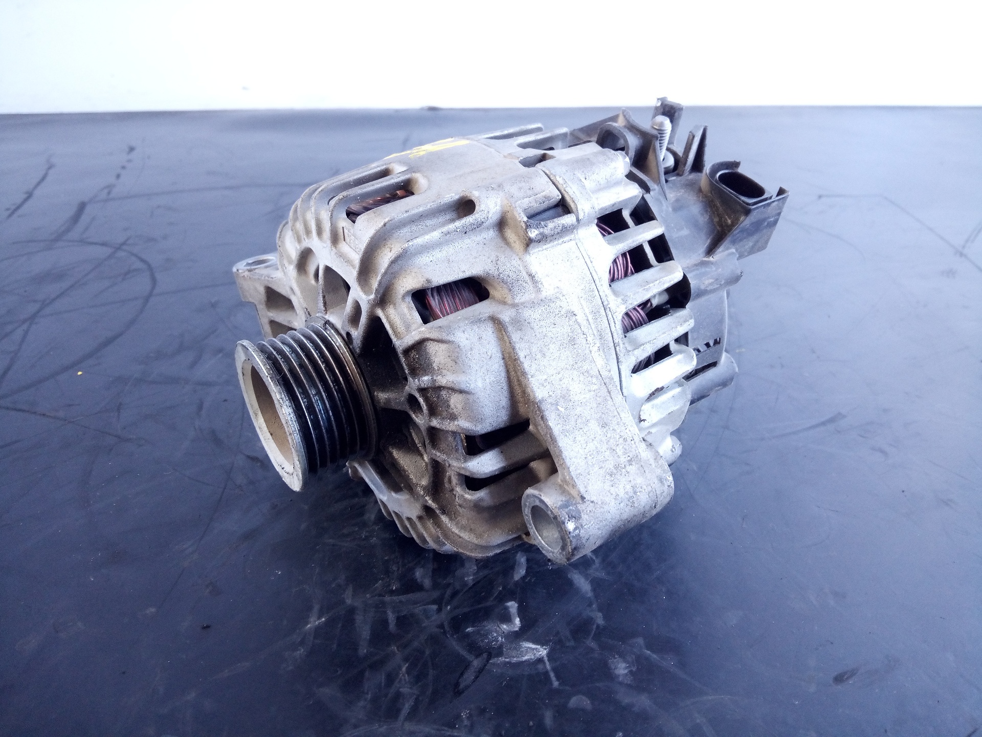 VOLKSWAGEN Alternator AV6N10300HA, P3-A5-23-3, P3-A5-23-3 26271154