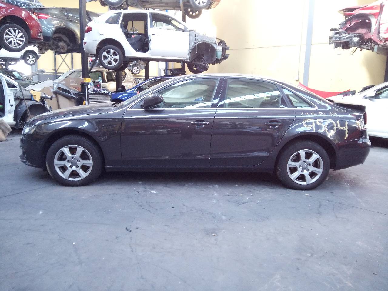 AUDI A4 B8/8K (2011-2016) Замок капота 8T0823509, E1-B6-36-2 24037838