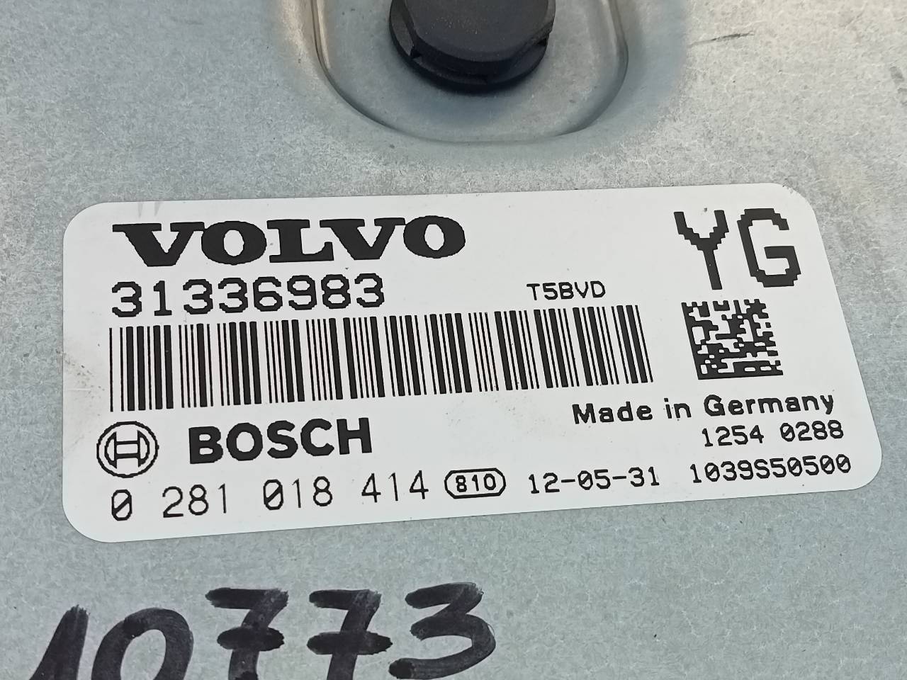 VOLVO XC60 1 generation (2008-2017) Engine Control Unit ECU 31336983, 0281018414, E3-B6-48-1 21800088