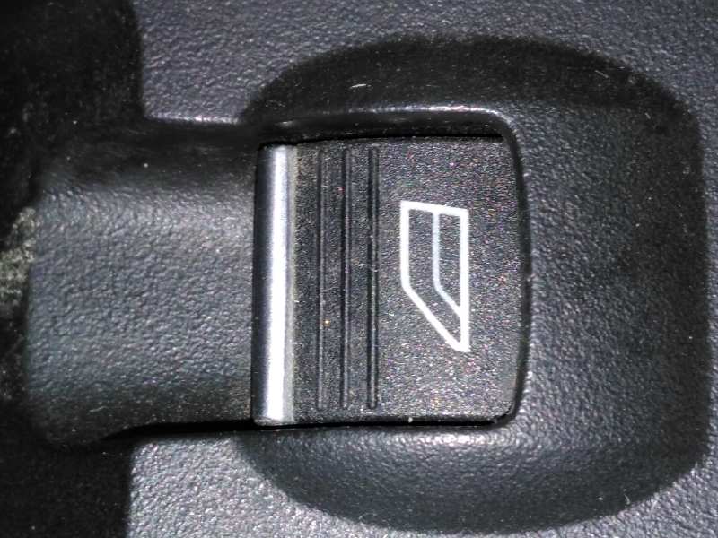 FORD Kuga 2 generation (2013-2020) Front Right Door Window Switch 1850432 18647180