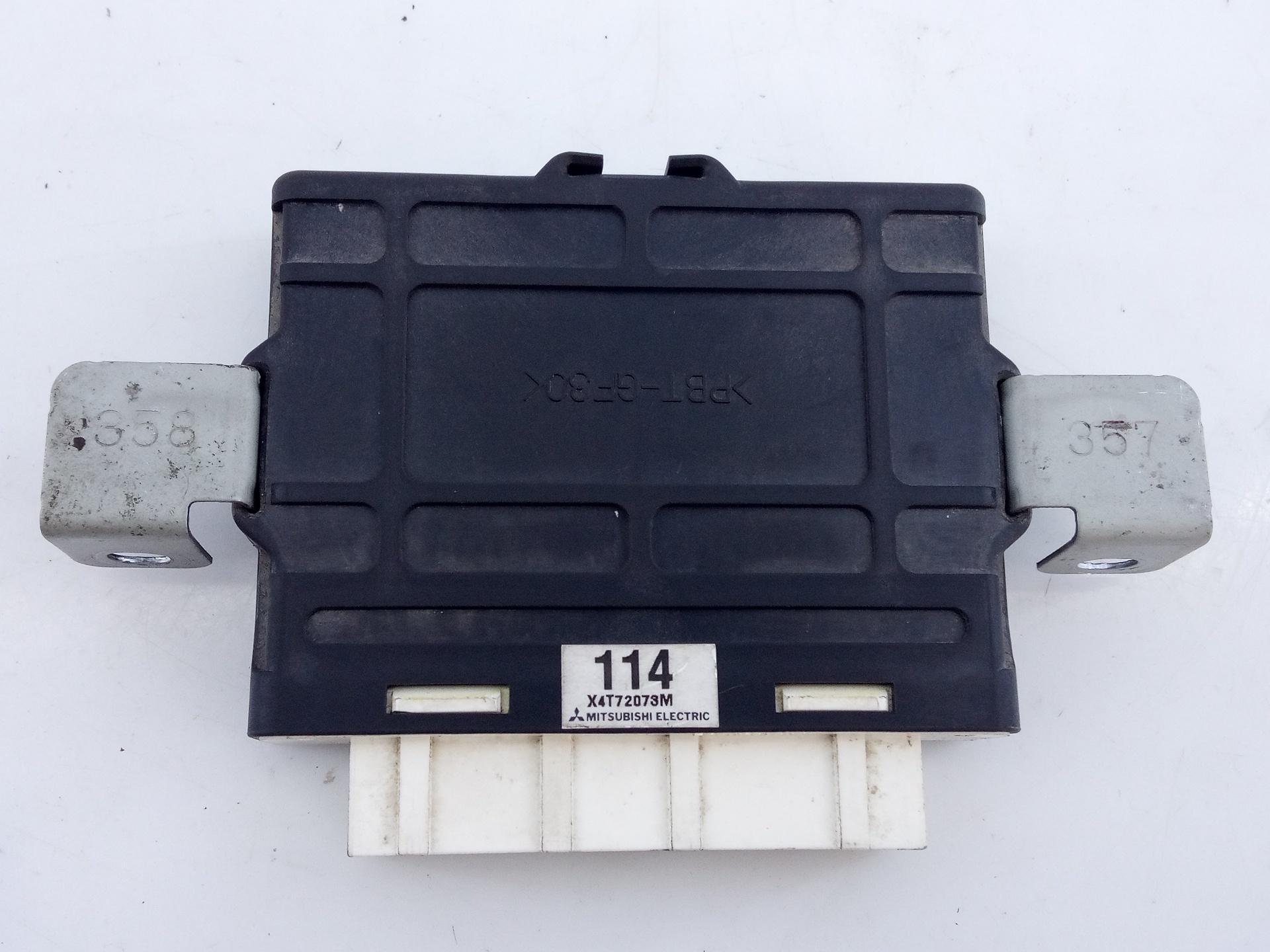 VOLKSWAGEN Pajero 3 generation (1999-2006) Other Control Units MR580114, E3-A2-18-4 21829771