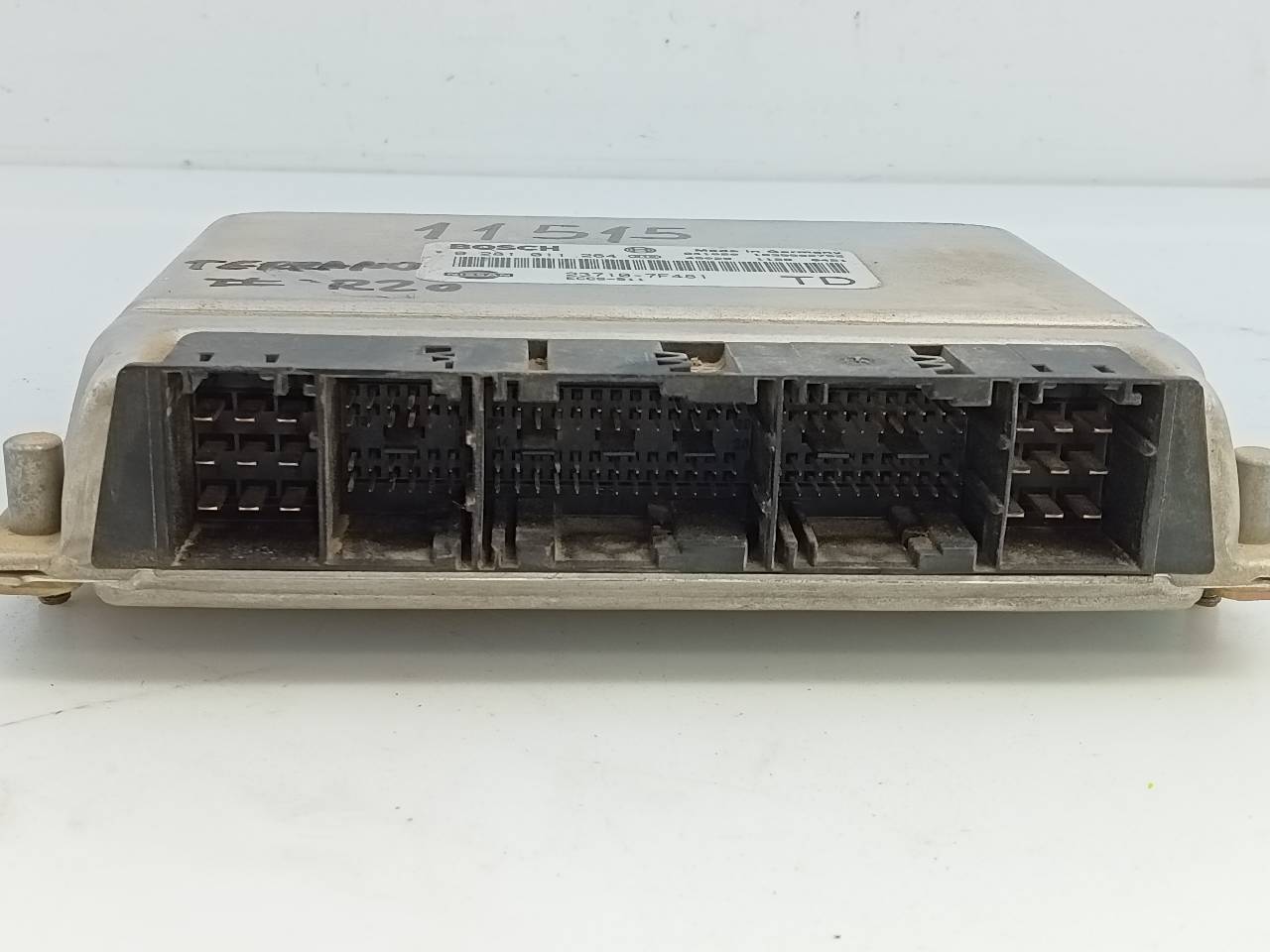 VOLVO Terrano 2 generation (1993-2006) Engine Control Unit ECU 237107F481,0281011264 21825765