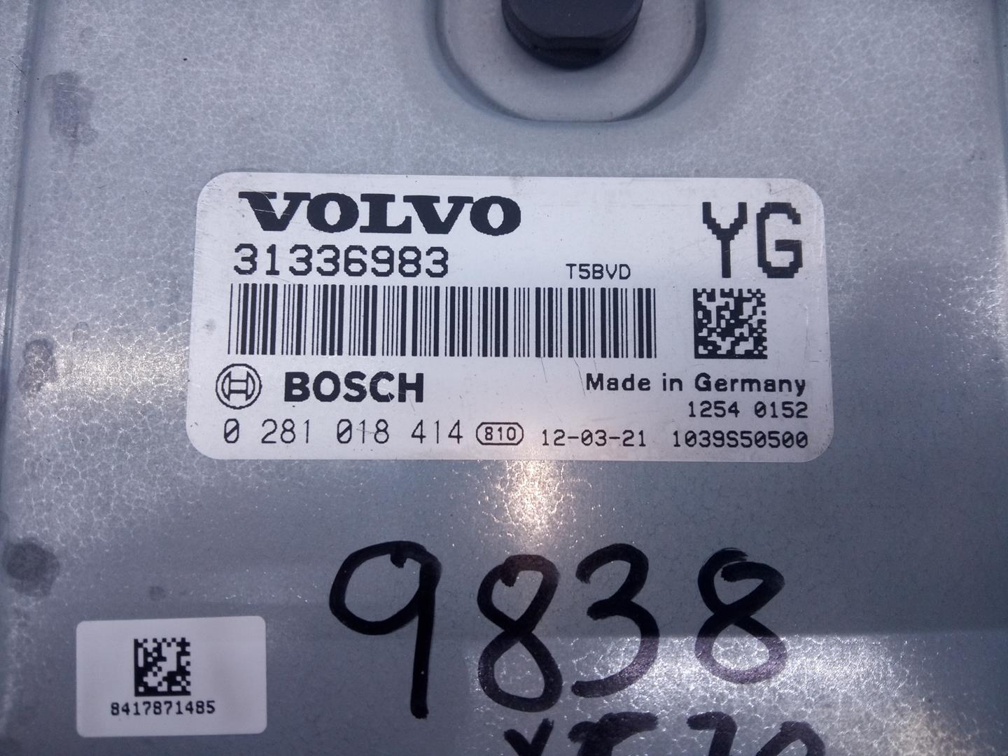 VOLVO XC70 3 generation (2007-2020) Engine Control Unit ECU 31336983, 0281018414, E3-B5-18-3 24057744