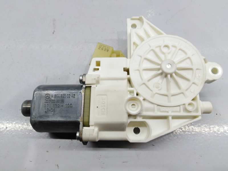 MERCEDES-BENZ C-Class W204/S204/C204 (2004-2015) Front Right Door Window Control Motor A2048200242, E1-A2-10-2 18410575