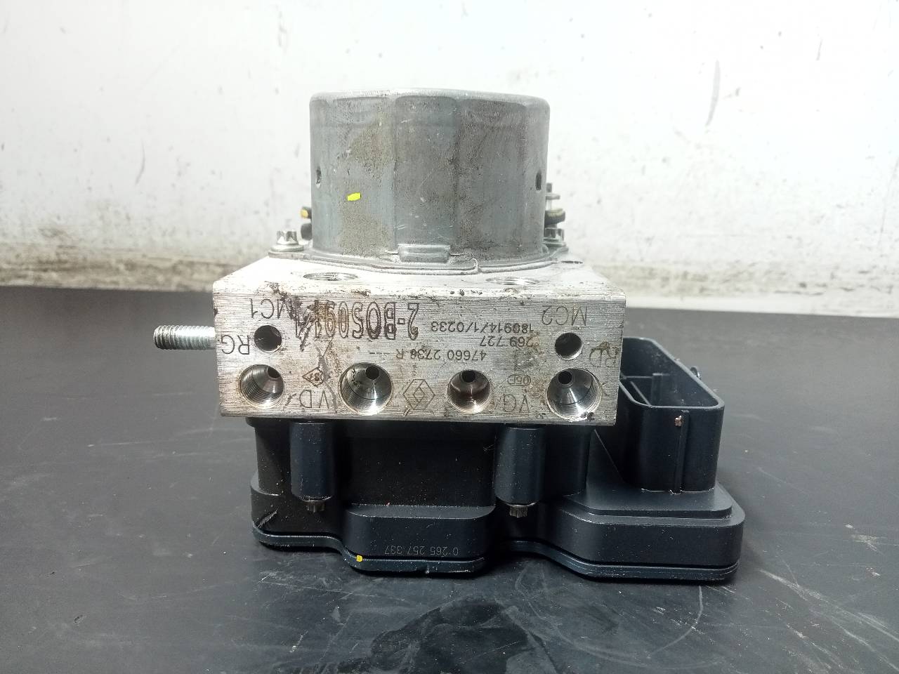 DACIA Lodgy 1 generation (2013-2024) ABS Pump P3-A8-7-3 21800923