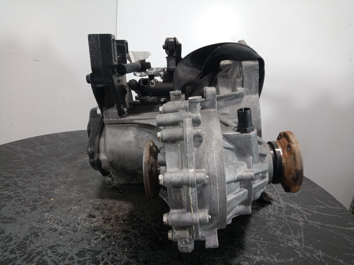 SEAT Toledo 4 generation (2012-2020) Gearbox MZL,M1-A1-33 23301379