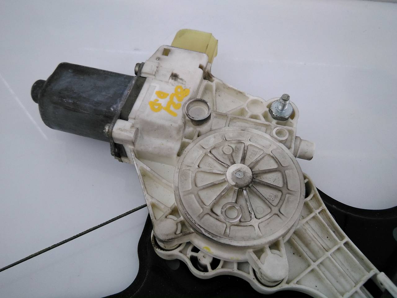 BMW 1 Series E81/E82/E87/E88 (2004-2013) Forreste højre dør vinduesregulator 51337138466,7067796S,E1-A3-12-1 18663223