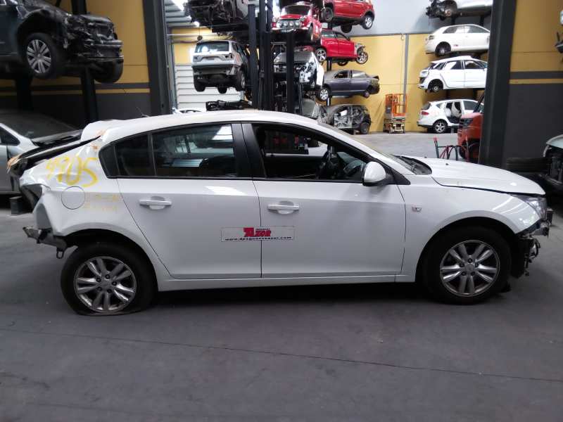 CHEVROLET Cruze 1 generation (2009-2015) Galinio dangčio spyna E2-B6-15-1 18393621