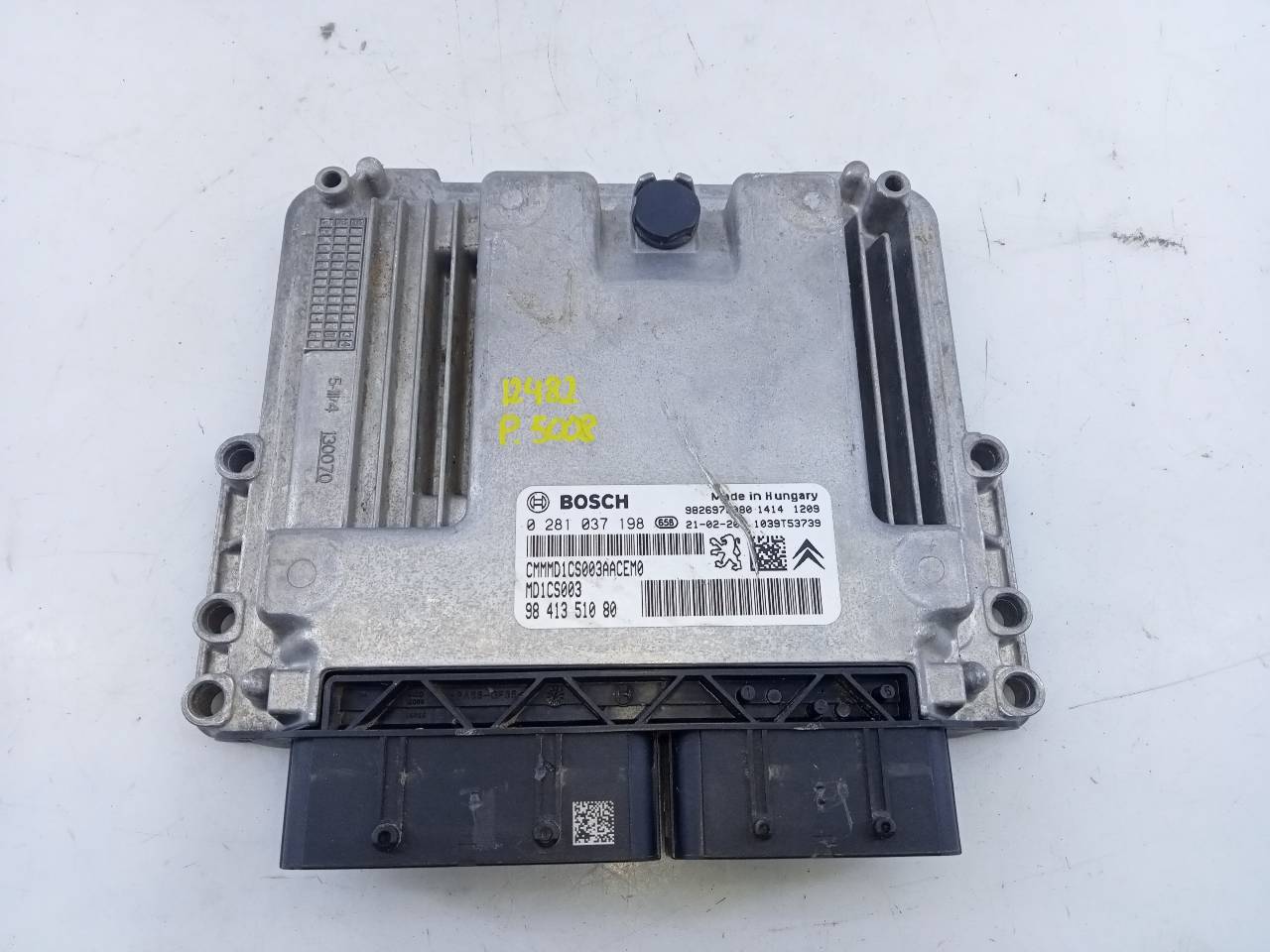 PEUGEOT 5008 1 generation (2009-2016) Блок керування двигуном ECU 9841351080+0281037198,E3-B2-30-1 26272737