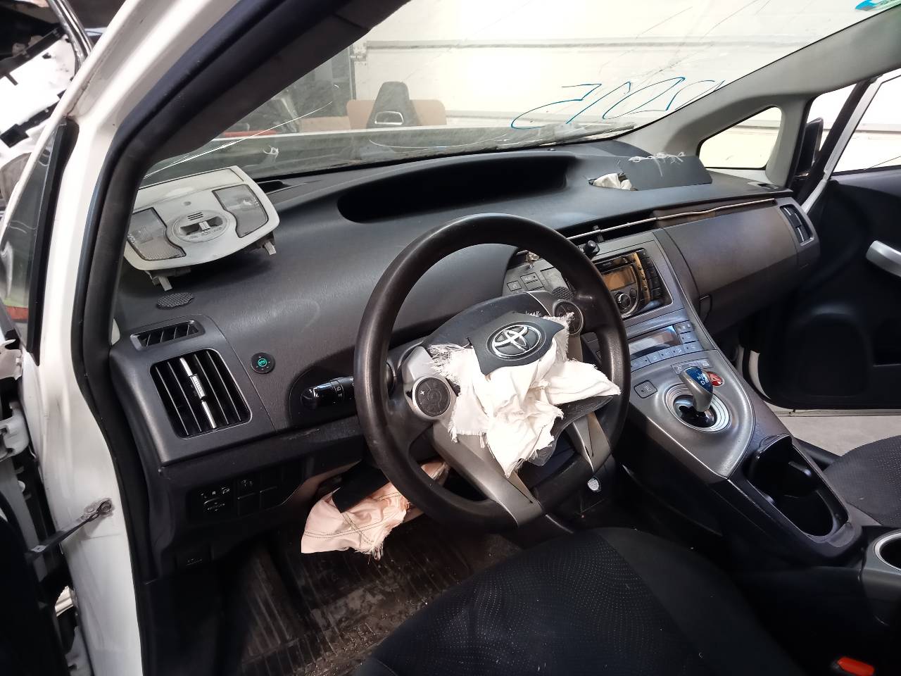 SKODA Prius 3 generation (XW30) (2009-2015) Takaluukun lasinpyyhkijän moottori 8513047021 23299673