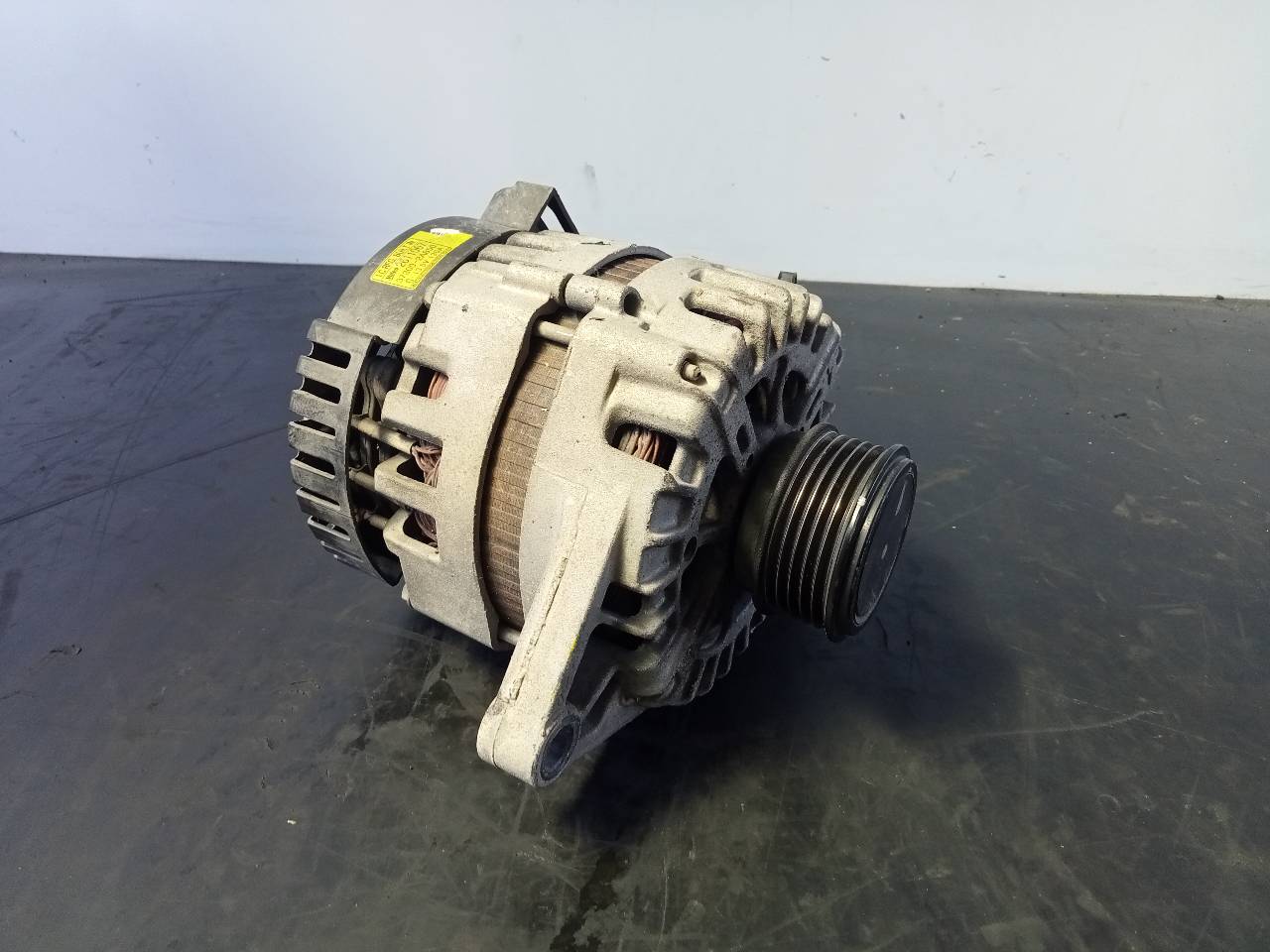 KIA Sportage 3 generation (2010-2015) Alternator 373002A850+2611067,P3-B5-4-1 26272629