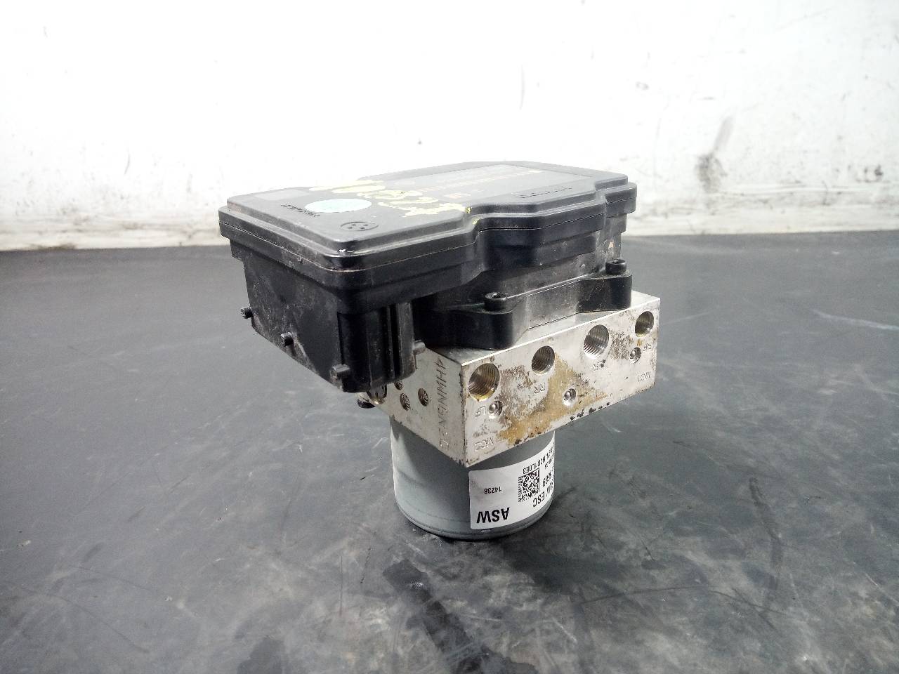 OPEL Mokka 1 generation (2012-2015) ABS pump 94556889,P3-B8-28-1 21085658