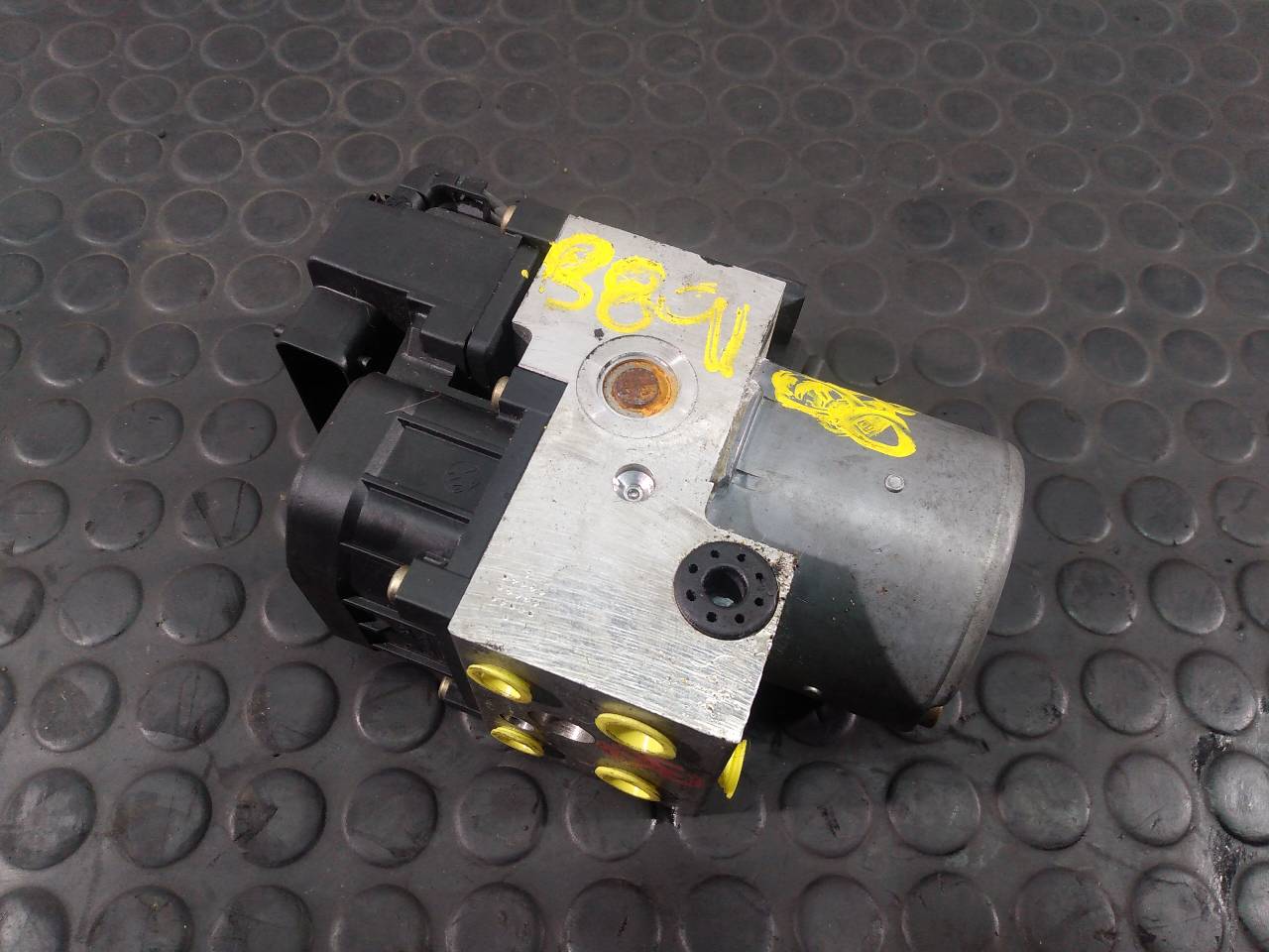 PORSCHE Boxster 986 (1996-2004) ABS pump 0265215401, 99635575503, P3-A8-20-5 18715089