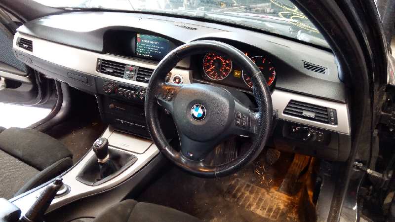 BMW 3 Series E90/E91/E92/E93 (2004-2013) Коротка приводна валка коробки передач 752724204,P1-A1-53 18370622