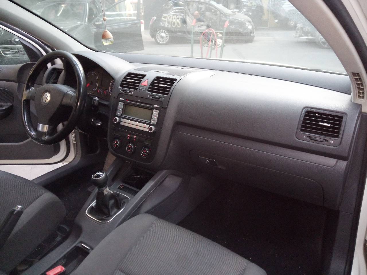 VOLKSWAGEN Golf 5 generation (2003-2009) Forreste højre dørlås E1-B6-44-2 20965367