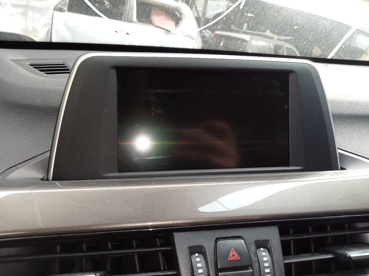 BMW X1 F48/F49 (2015-2023) Music Player With GPS 24081197