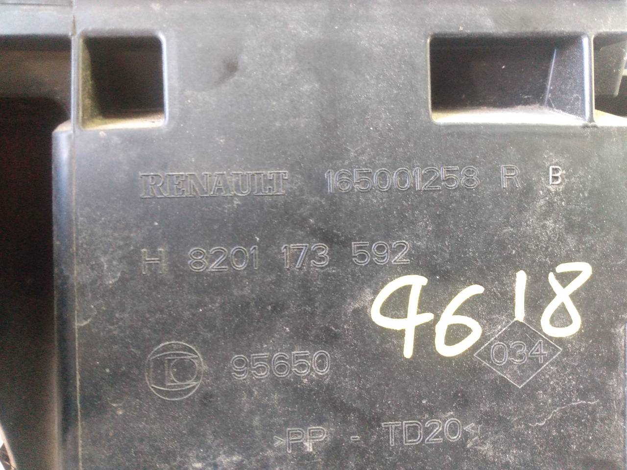 RENAULT Clio 3 generation (2005-2012) Air Filter Box 8201173592, 165001258R, P2-B3-5 18763860