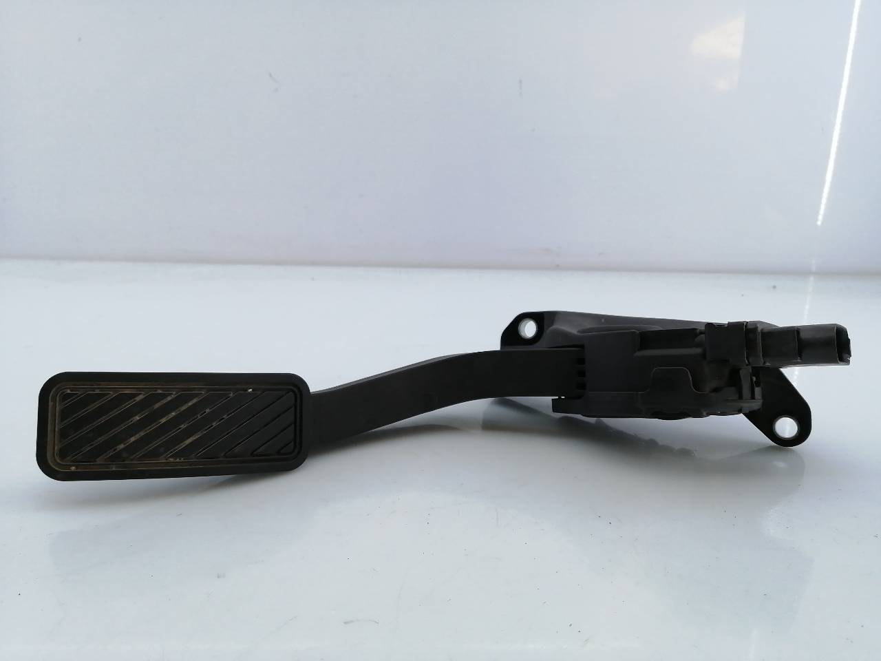 FORD Tourneo Courier 1 generation (2014-2024) Throttle Pedal 8V219F836AB, E3-B3-8-3 18721901