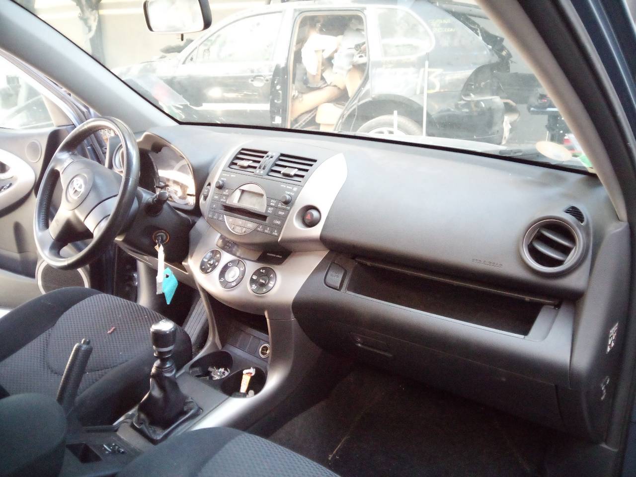 TOYOTA RAV4 2 generation (XA20) (2000-2006) Vasemman etuoven ikkunansäädin 42252010570B,E2-B4-45-1 20961737