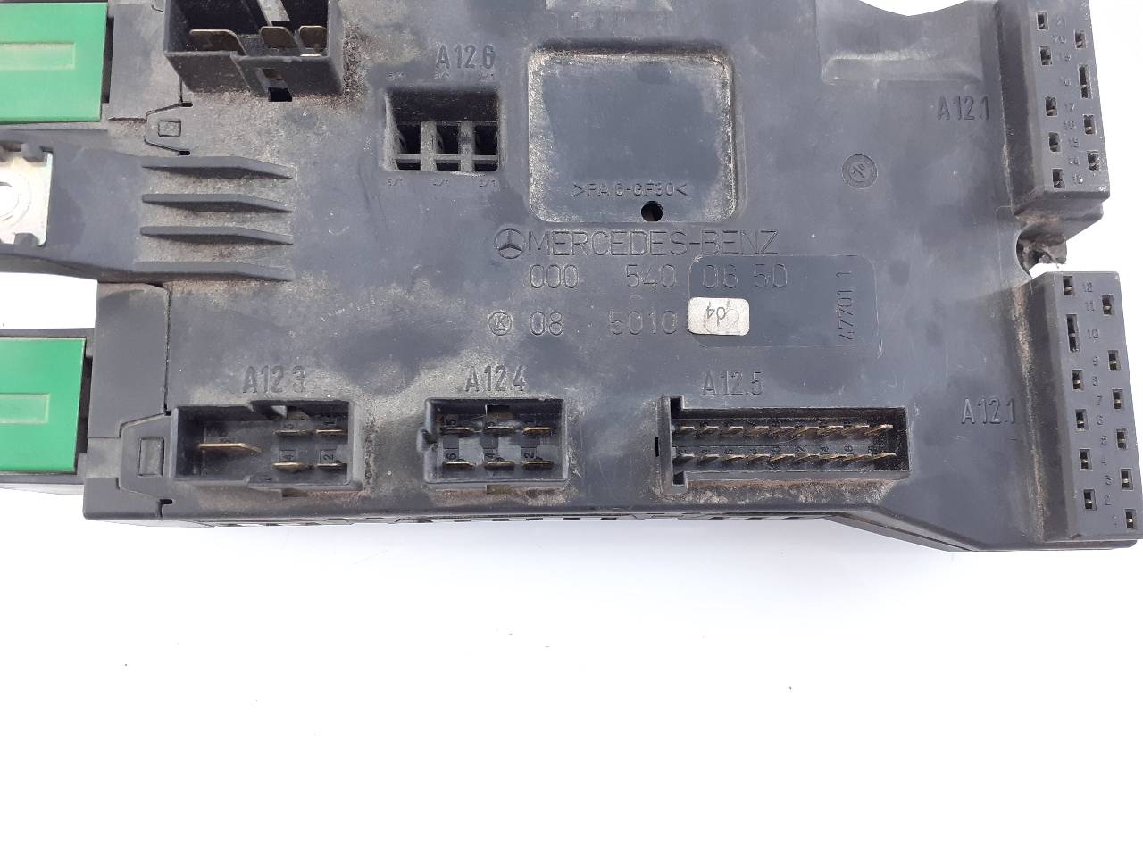 MERCEDES-BENZ Vito W638 (1996-2003) Fuse Box 0005400650,E3-A1-8-1 18758556