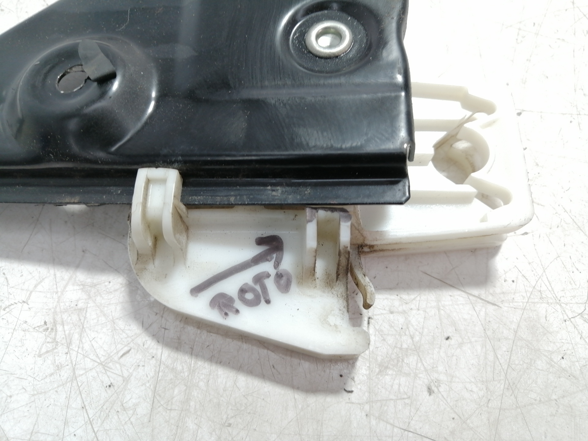 DODGE 1 generation (2003-2012) Стеклоподъемник задней правой двери 1K0959704B 25376504