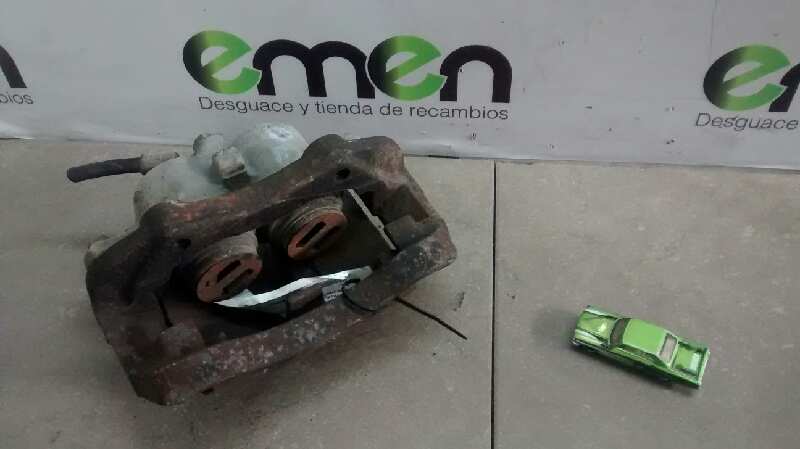 NISSAN Serena 1 generation (1991-2002) Front Right Brake Caliper 25297801