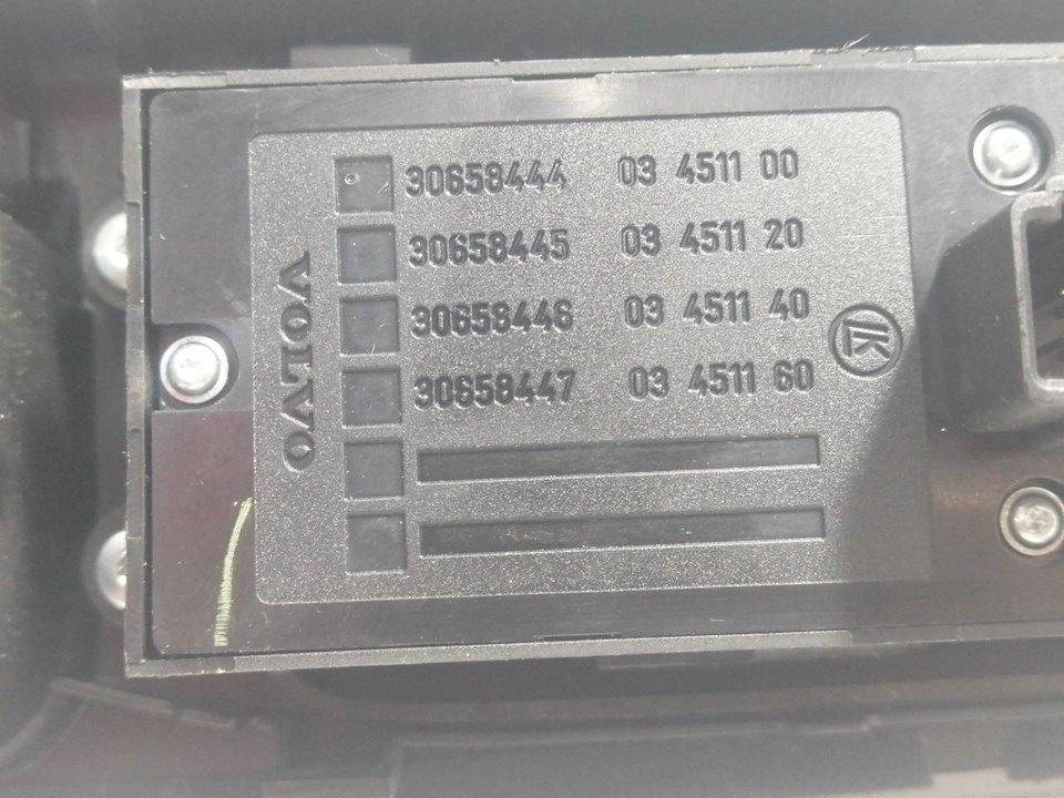 VOLVO S40 2 generation (2004-2012) Front venstre dør vindusbryter 30658444 25280402