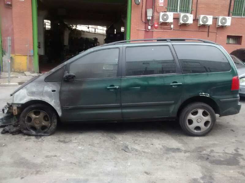 SEAT Alhambra 1 generation (1996-2010) Двигун склоочисника задніх дверей 7M3955711A 26467702