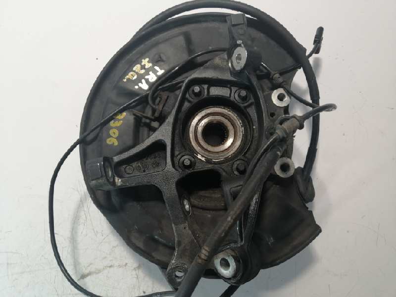 ROLLS-ROYCE Rear Left Wheel Hub 26484139