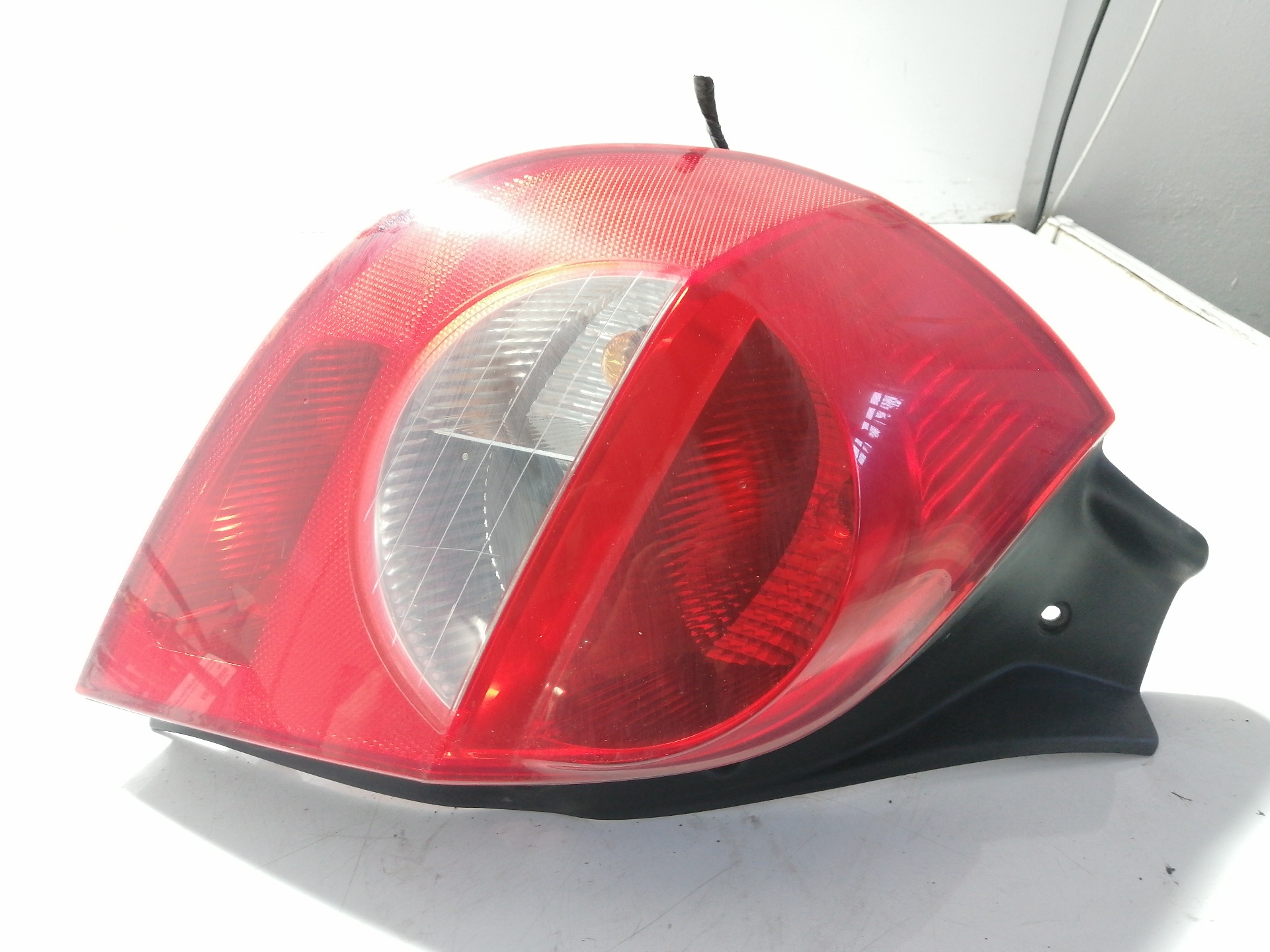 RENAULT Clio 3 generation (2005-2012) Galinis kairys žibintas 26492390