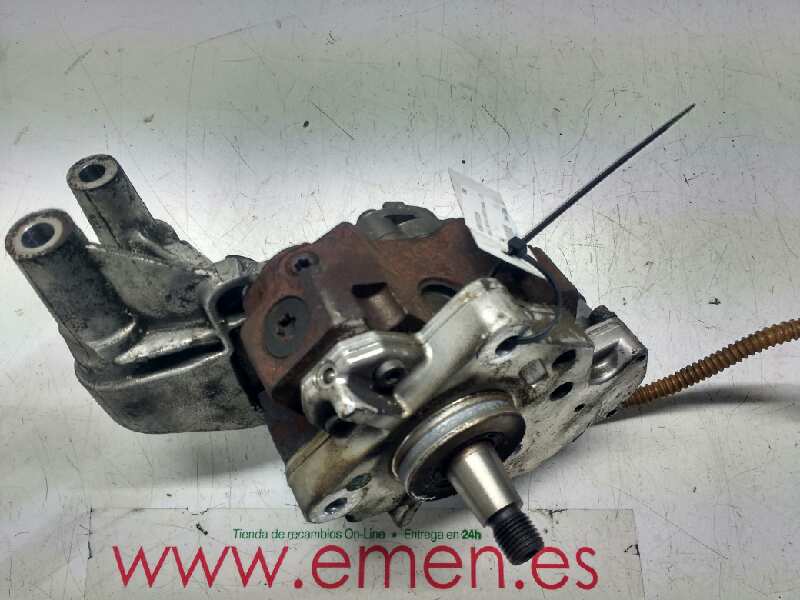 RENAULT Pompe à carburant haute pression 8200108225 26467730