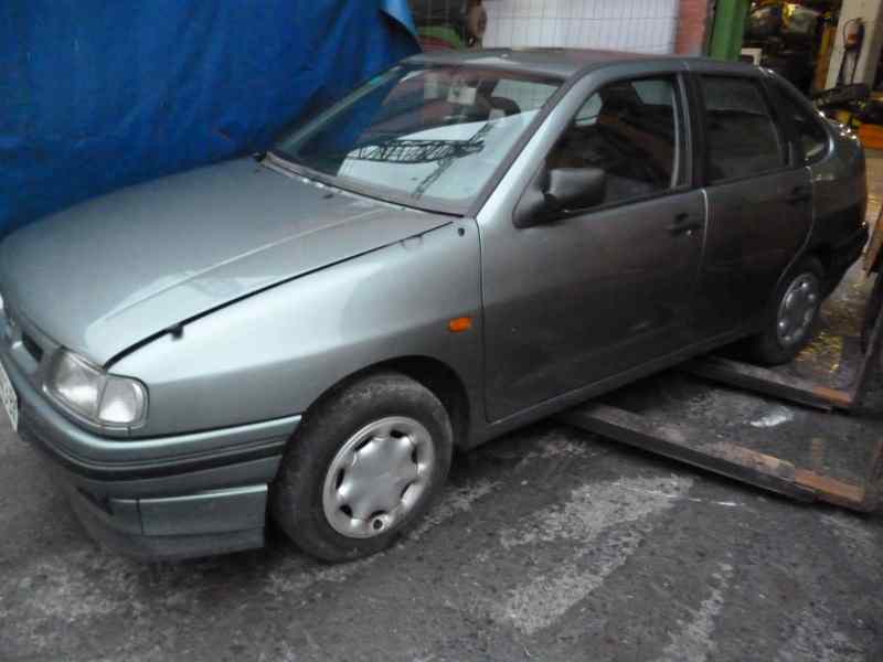 TOYOTA Carina E Блок управления двигателем 032906026F 26461234