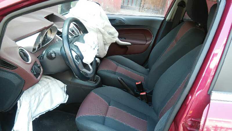 KIA Cerato 2 generation (2009-2013) Aizmugurējā labā durvju slēdzene 8A6AA26412AC,4PINES 26476128