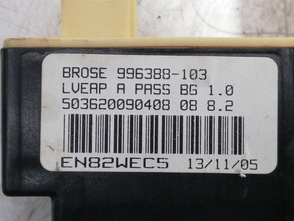 PEUGEOT 307 1 generation (2001-2008) Стеклоподъемник передней правой двери 996388103, 5PUERTAS 25376773