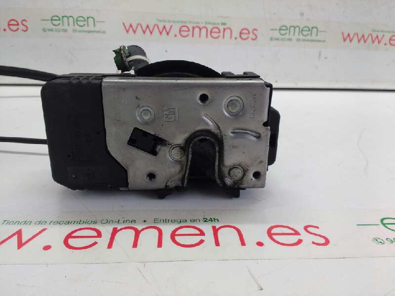 RENAULT Front Right Door Lock 3PUERTAS 26472185