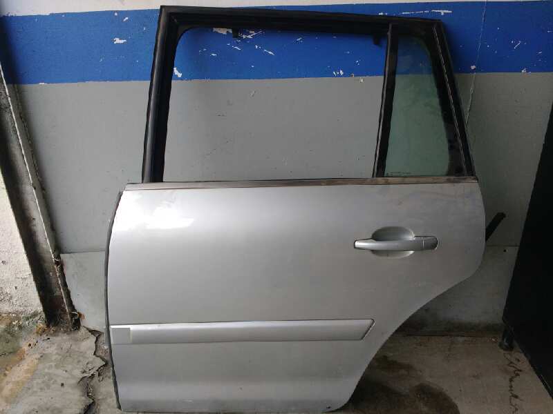 TOYOTA Rear Left Door GRISPLATA 26460559