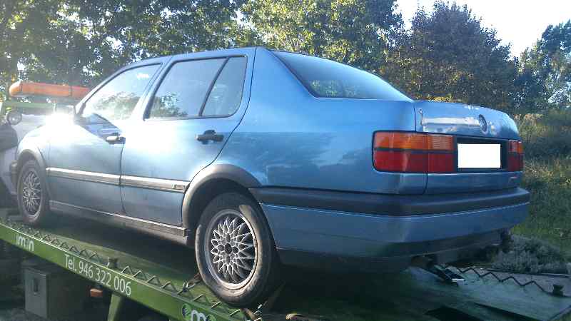 VOLKSWAGEN Passat B2 (1981-1988) Генератор 028903025GV 26458332