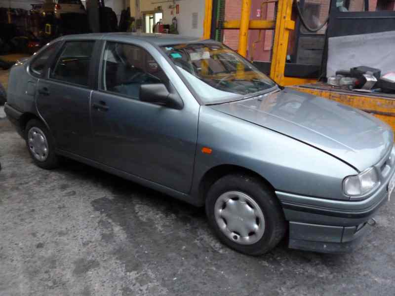 TOYOTA Carina E Блок управления двигателем 032906026F 26461234