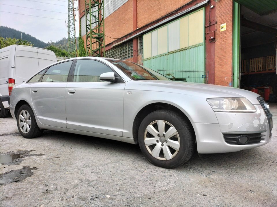 AUDI A6 C6/4F (2004-2011) Další části karoserie 4F1721523B 26493574