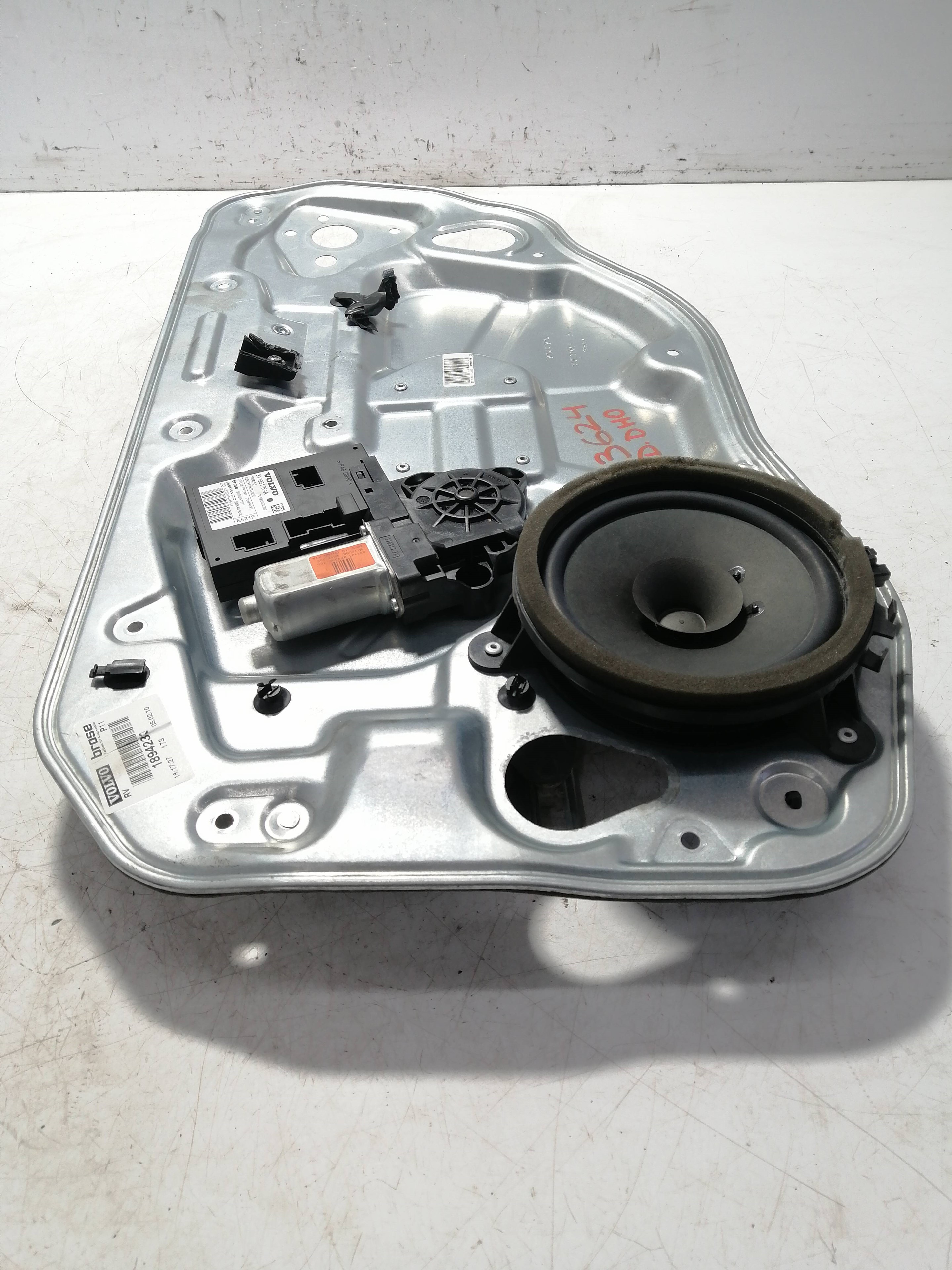 VOLVO S40 2 generation (2004-2012) Vindusregulator foran høyre dør 25376698