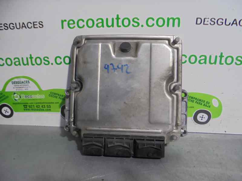 RENAULT Megane 1 generation (1995-2003) Motora vadības bloks 0281010819,8200039569+ 24068326