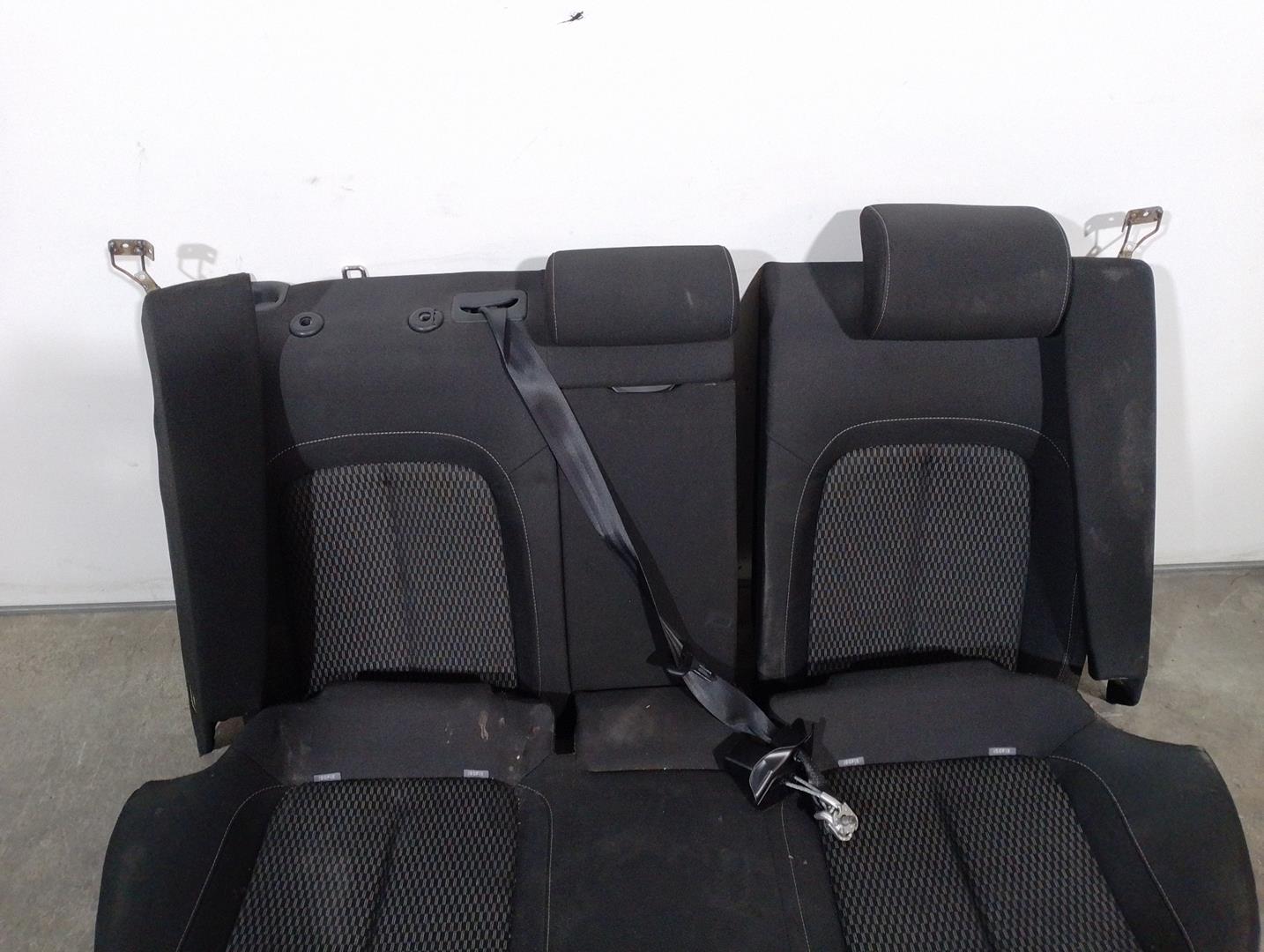 SEAT Exeo 1 generation (2009-2012) Sedadlá 3R0881405K,TELANEGRA,5PUERTAS 23756405