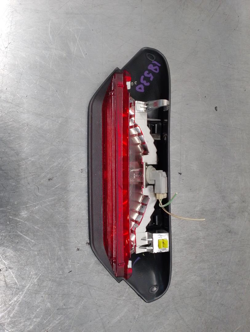 TOYOTA Yaris 3 generation (2010-2019) Rear cover light 52023 21720573