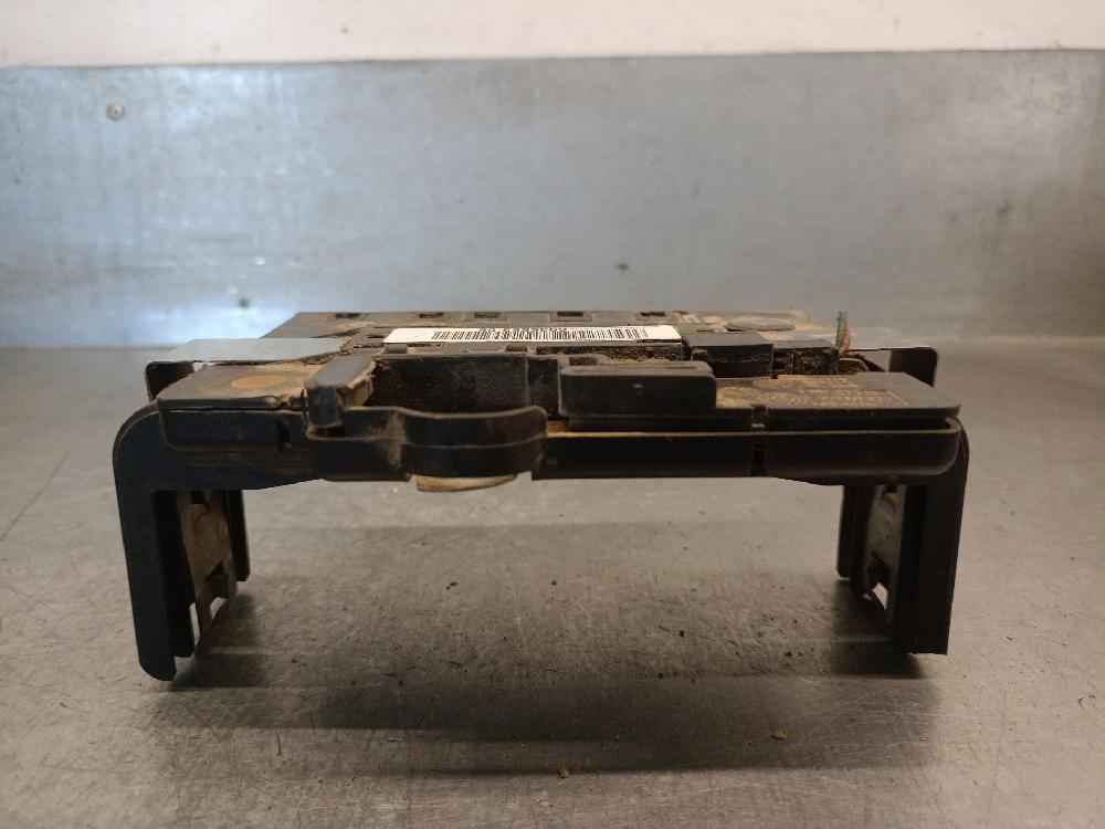 Caja de relés / fusibles M47D20 6936653 de Bmw 3 (e90) 2007-2010 163 CV - pieza usada