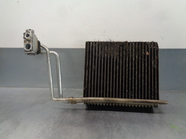 MERCEDES-BENZ Vito W639 (2003-2015) Охлаждающий радиатор A0018305758, A2208300384 19825273
