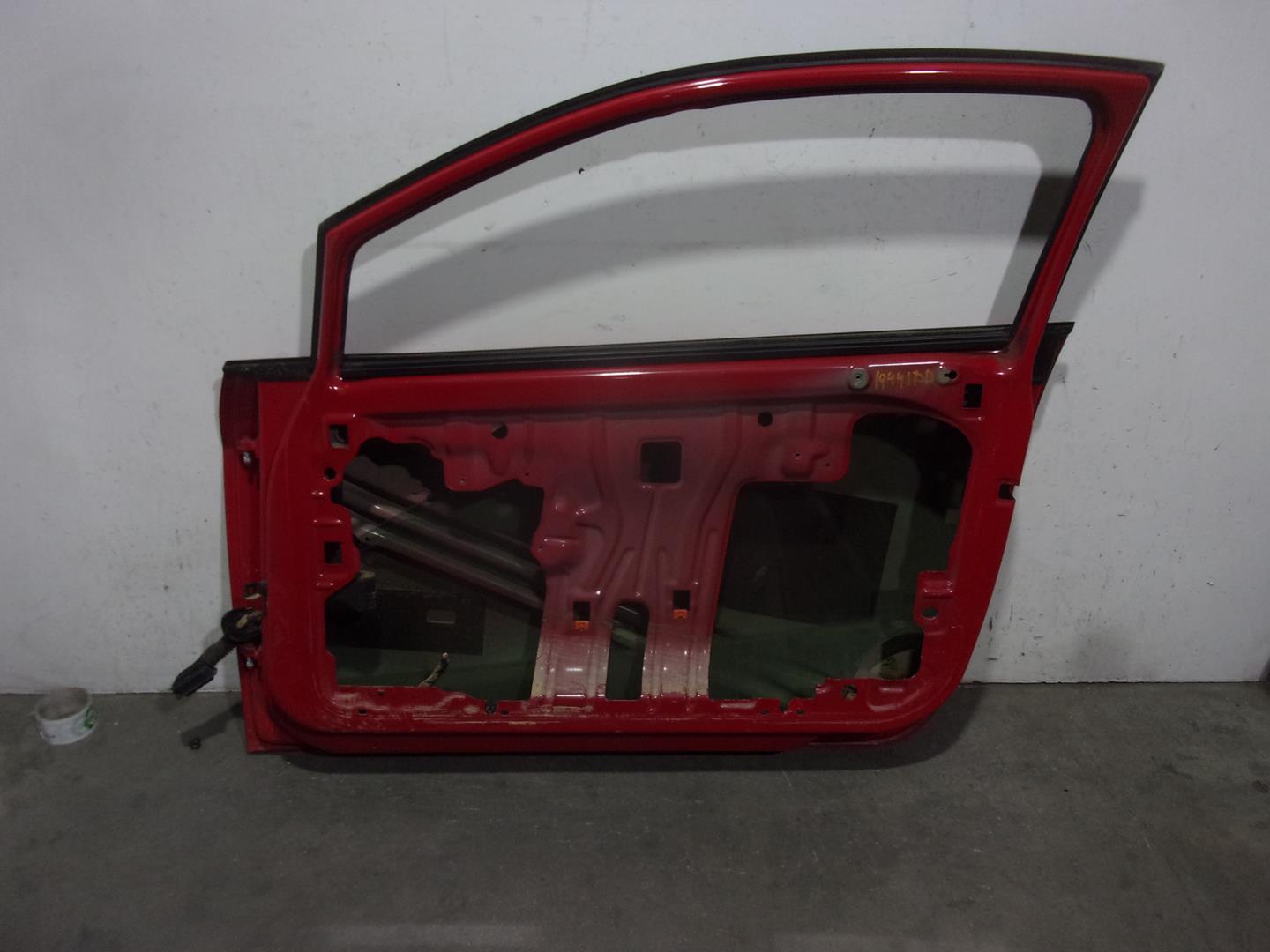 SEAT Ibiza 3 generation (2002-2008) Предна дясна врата 6J3831056, ROJA, 3PUERTAS 23754215