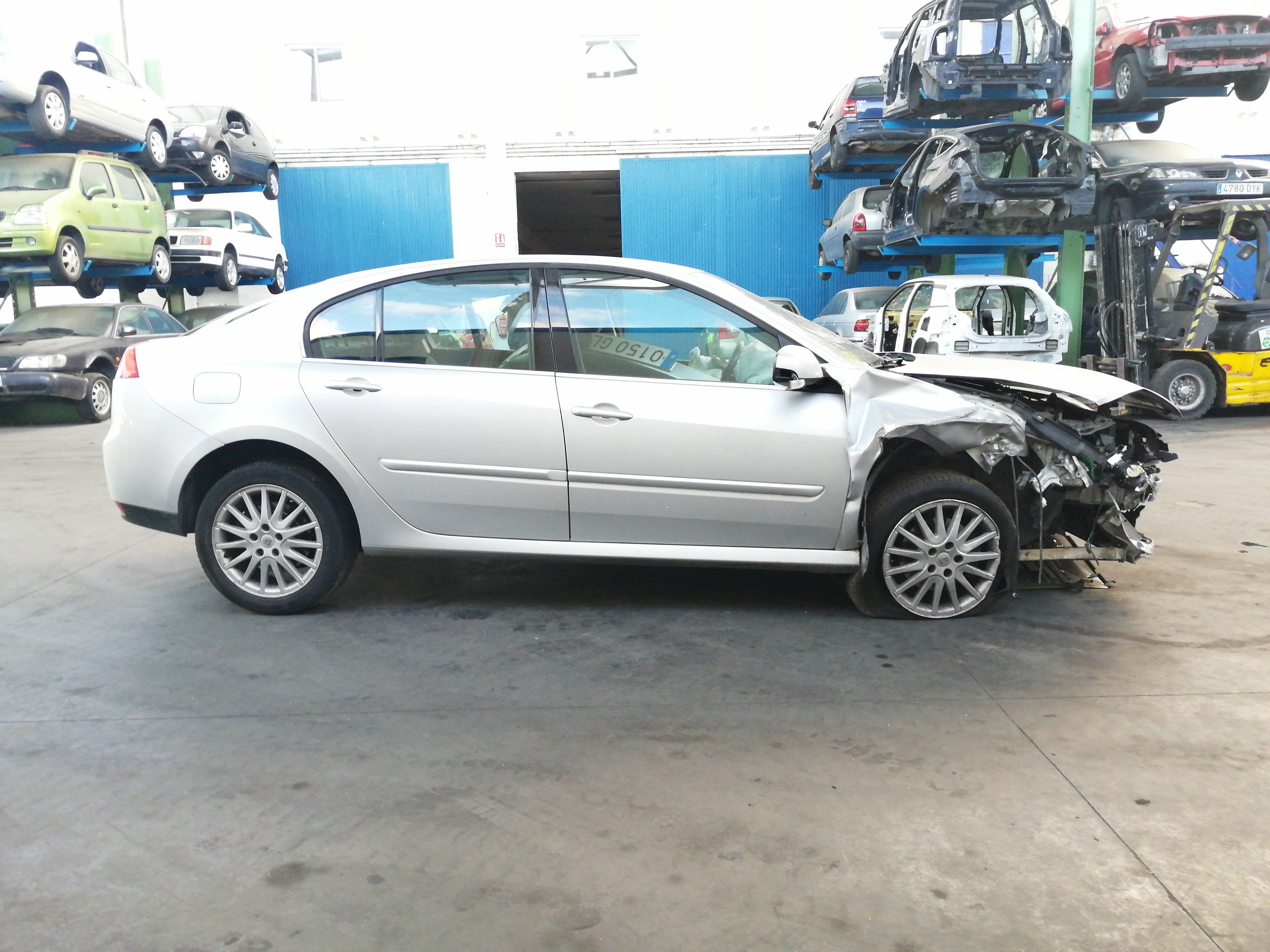 VOLKSWAGEN Laguna 3 generation (2007-2015) Амортизатор задний правый 03071000131M,KYB,562100001R+ 19771346