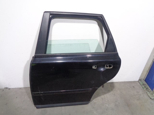 VOLVO V50 1 generation (2003-2012) Rear Left Door 31335469, NEGRA, 5PUERTAS 19855156