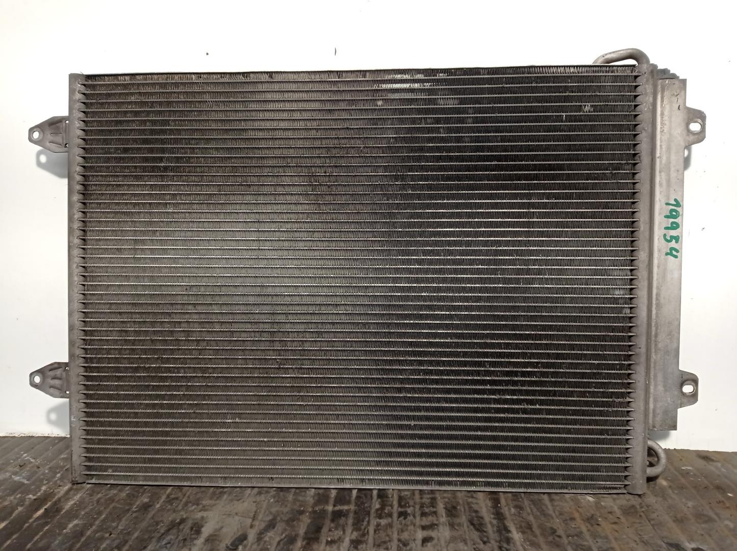 VOLKSWAGEN Passat B6 (2005-2010) Air Con Radiator 3C0820411C, D7793, BEHR 23906979