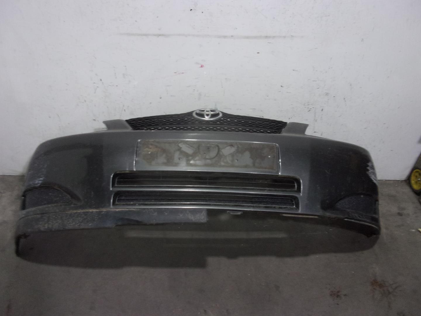 TOYOTA Corolla E120 (2000-2008) Бампер передний 5211913911, GRISOSCURO 24551060